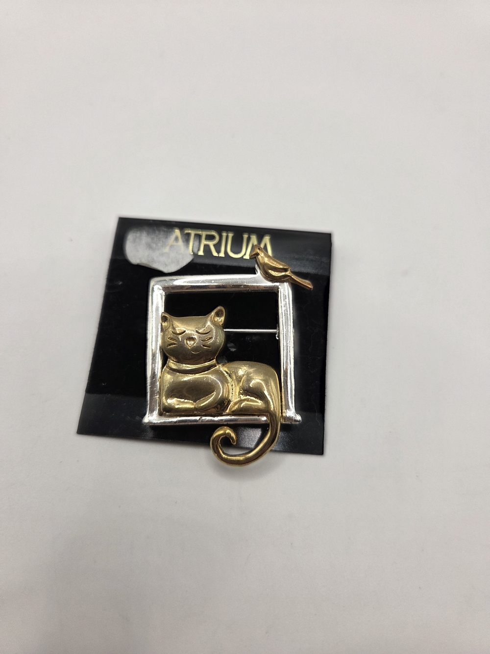 1727. Atrium Two-Tone Cat & Bird Brooch in Gold Tone and Silver Tone